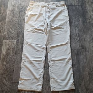 Off White Under Armour Match Play Golf Pants